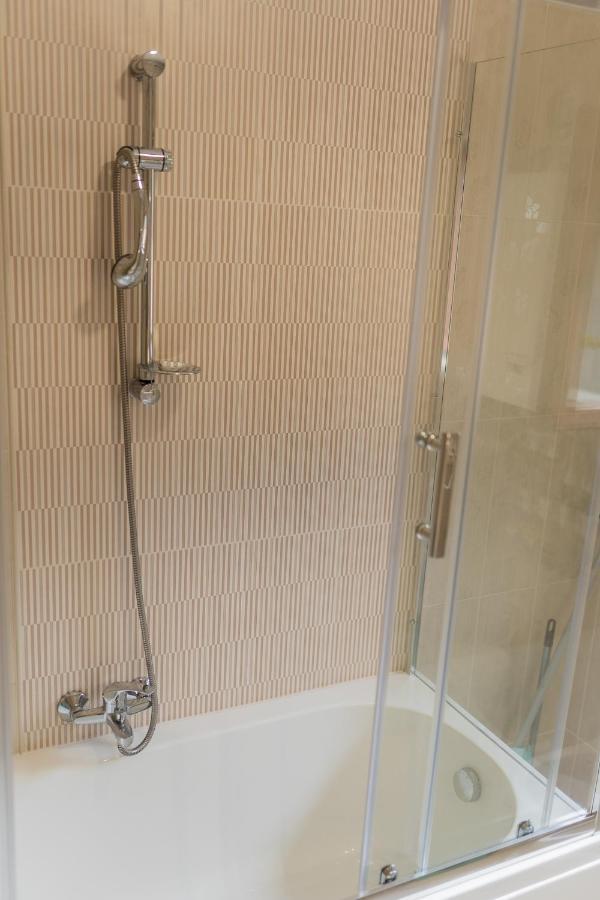 Apartament Eric, Szászbuda Kültér fotó